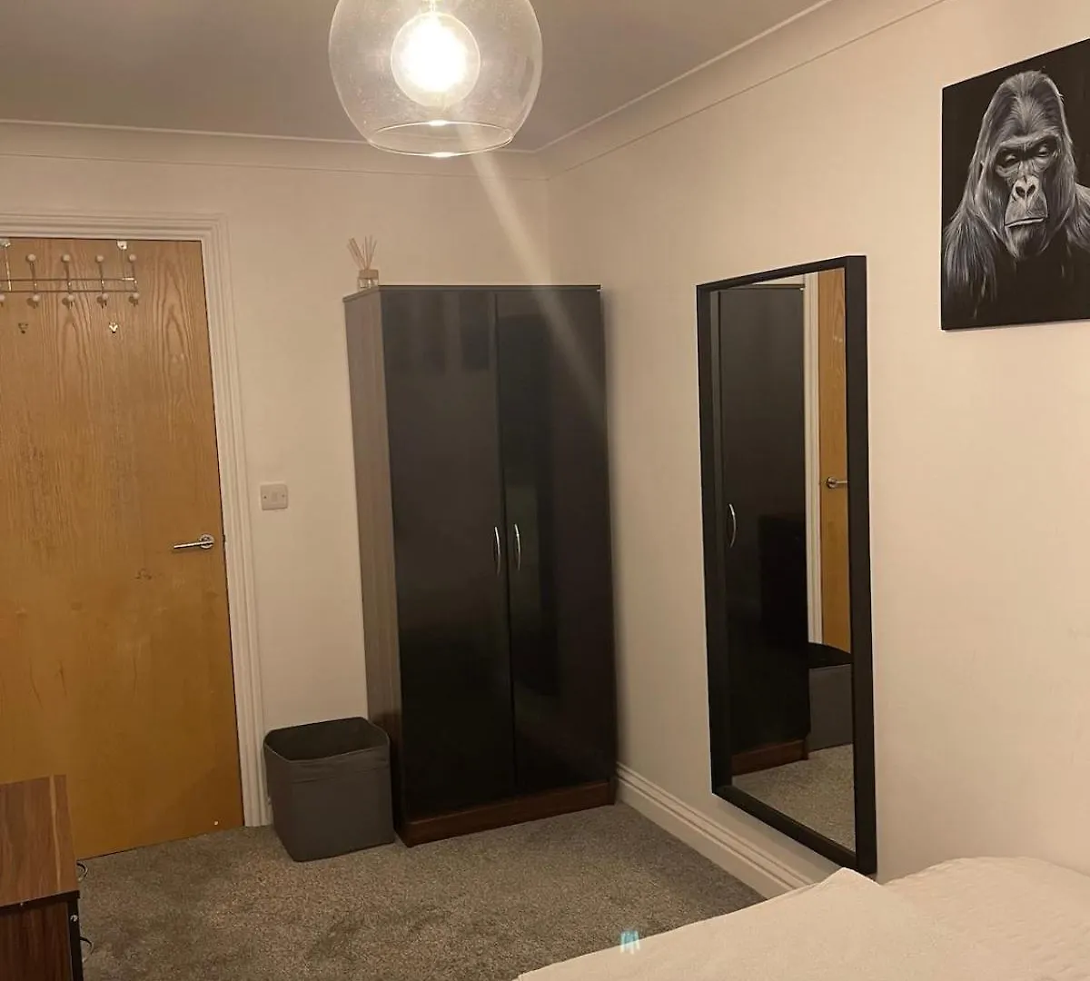 Lovely 2 Bedroom Flat With Free Parking And Wifi London Apartment