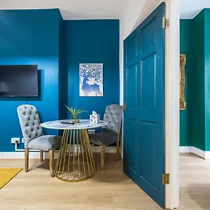 Royal Apartment