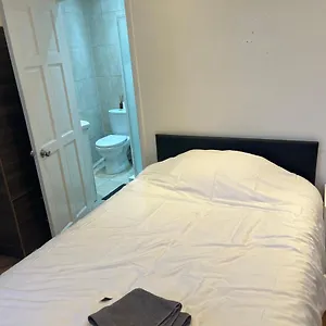 Y2 Bed & Breakfast